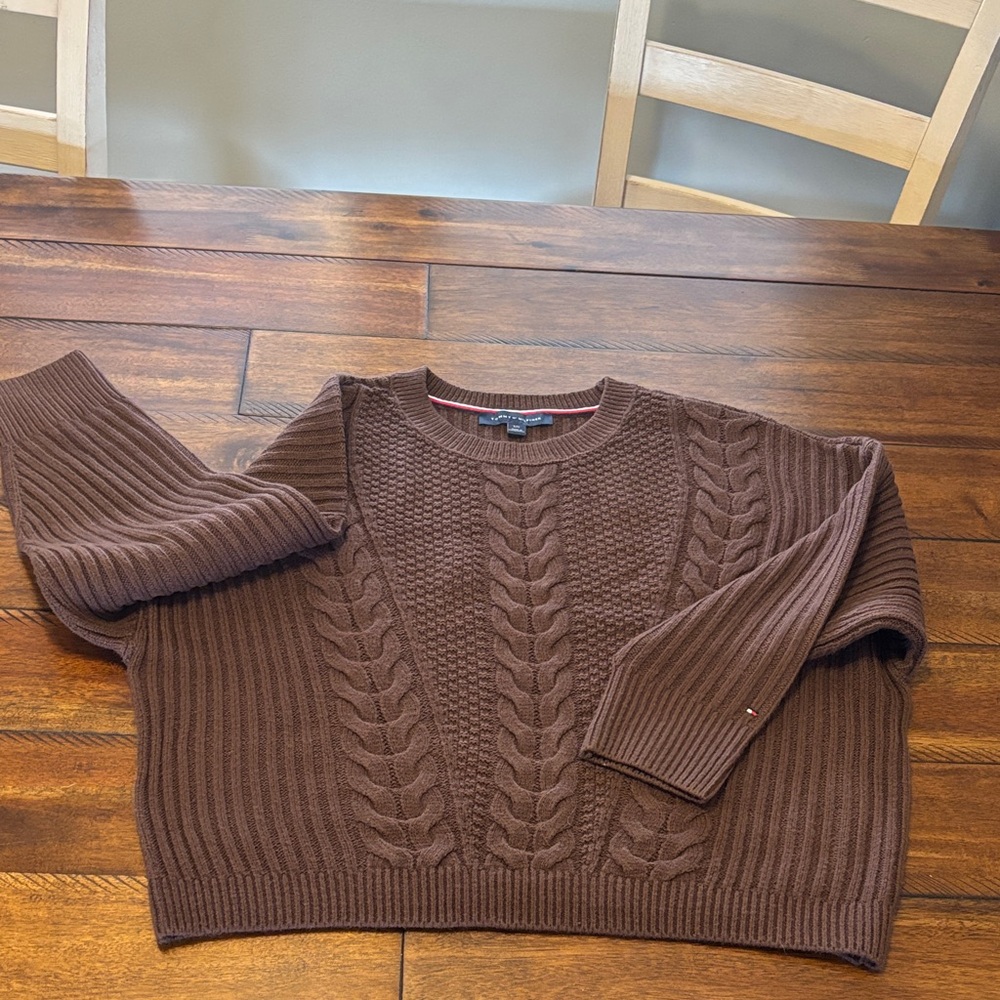 Tommy Hilfiger Brown Cable Knit Sweater